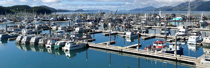 Reluctant Fisherman Hotel Inn - Business Location